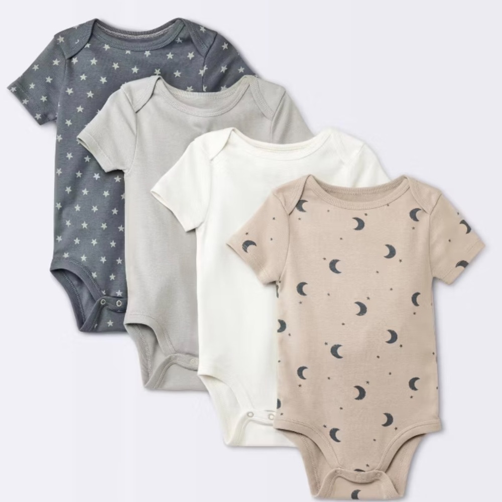 🔴4 BABY SHORT SLEEVE MOONS BODYSUITS BY CLOUD ISLAND🔴